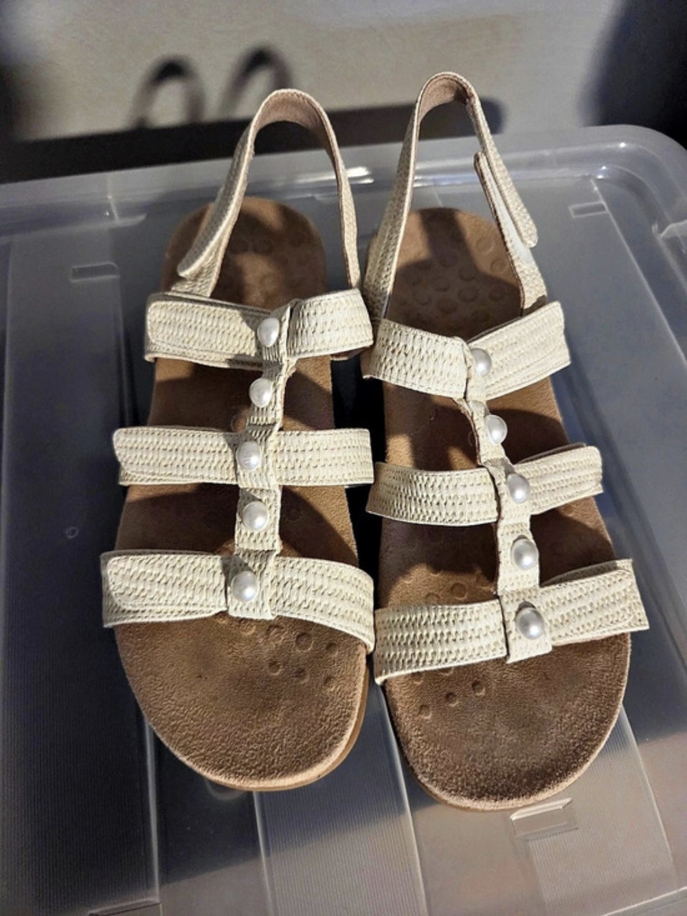 Vionic Amber Pearl Sandal Strappy Cream Sandals US 7.5
